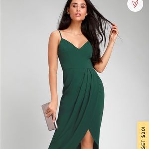 Green Lulus midi dress